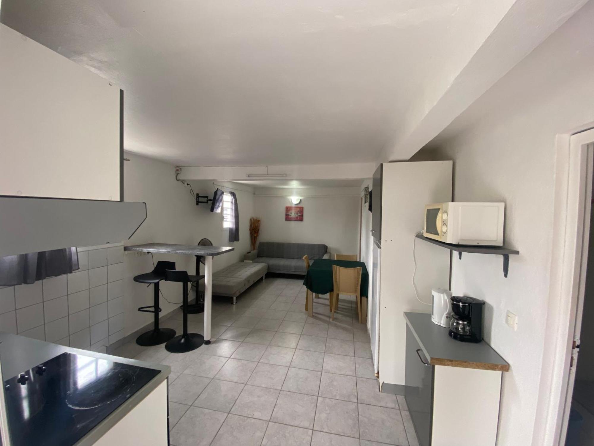 Logement De 40M2 Avec Terrasse, Moderne Et Equipe Petit-Canal Εξωτερικό φωτογραφία